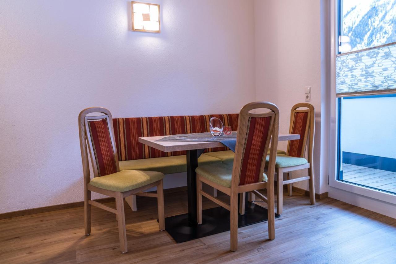 Gaestehaus Runhof Längenfeld Room photo